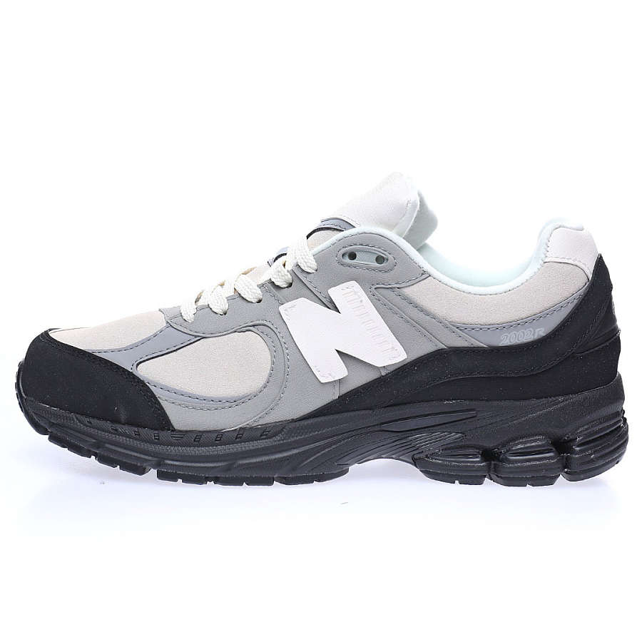 2002r the basement grey sail black