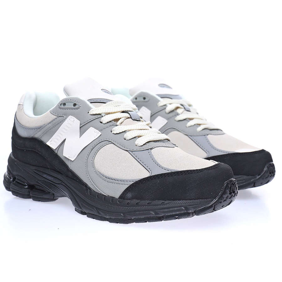 2002r the basement grey sail black